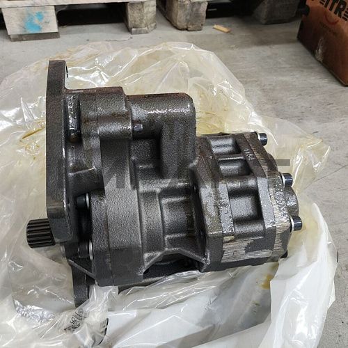 704-71-44002 Насос трансмиссии